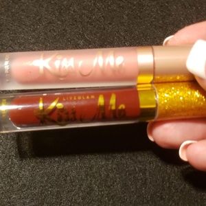 Kiss me liquid lipsticks